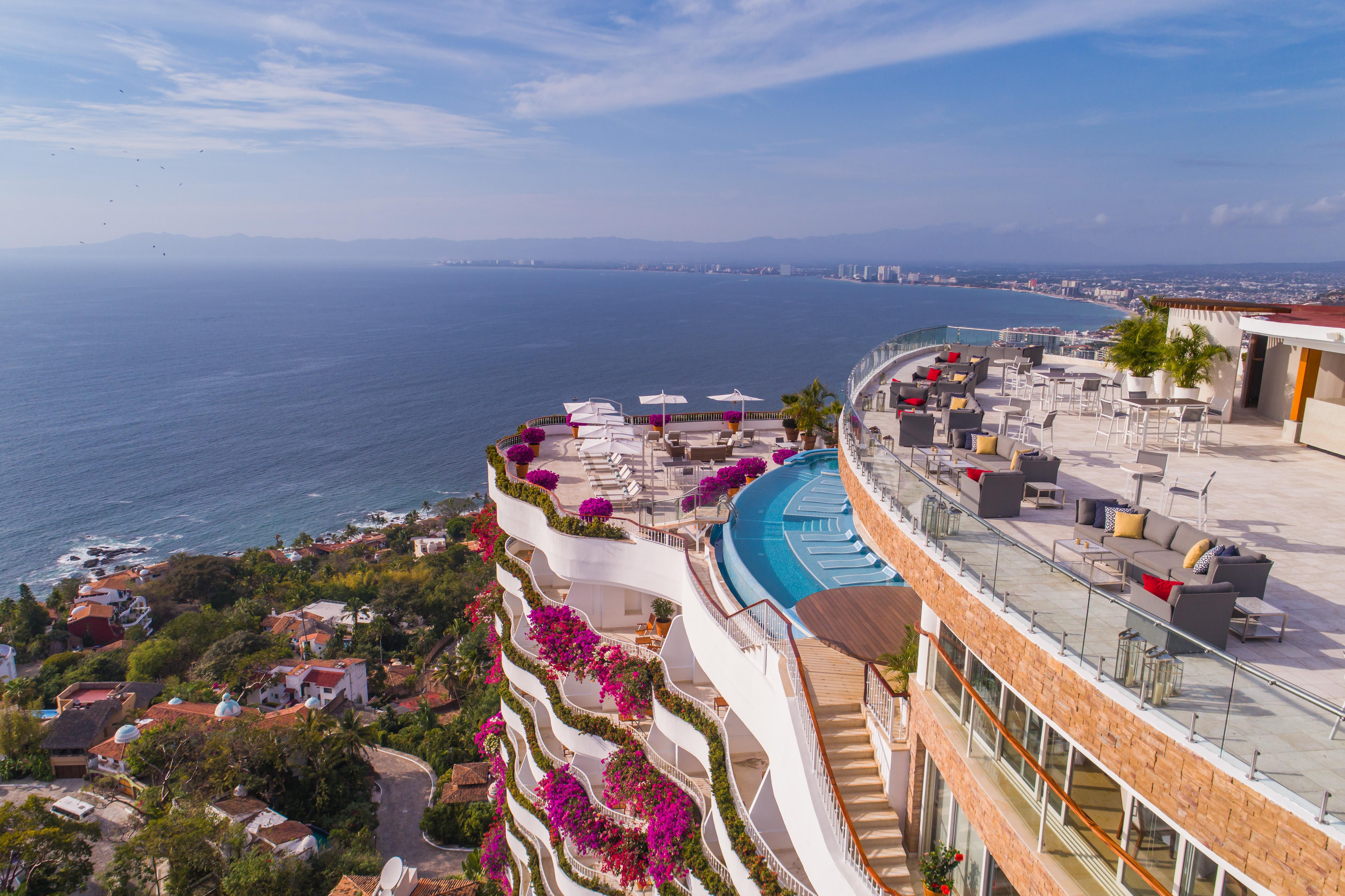 Grand Miramar All Luxury Suites & Residences (Adults Only) Puerto Vallarta Exterior photo