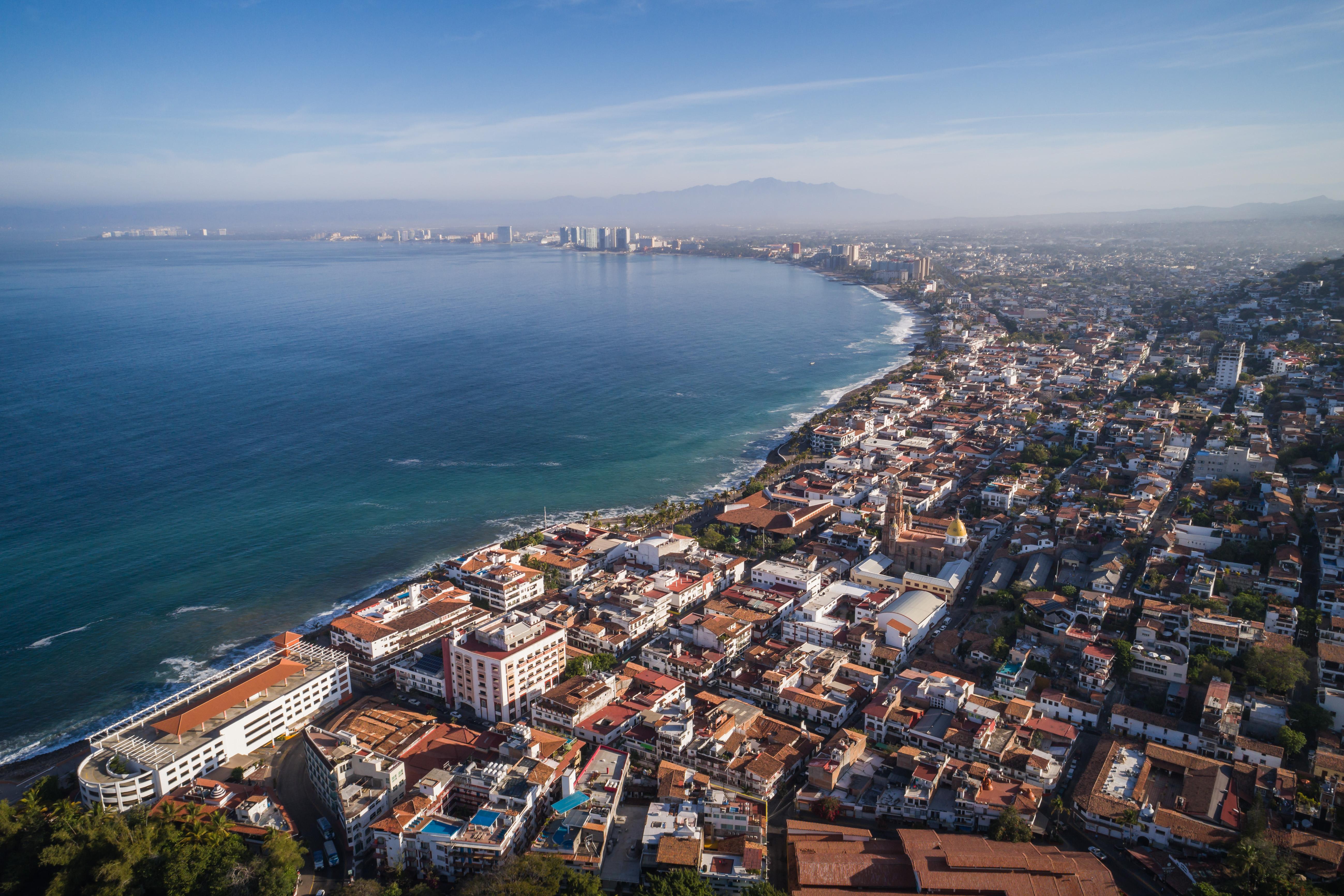 Grand Miramar All Luxury Suites & Residences (Adults Only) Puerto Vallarta Exterior photo
