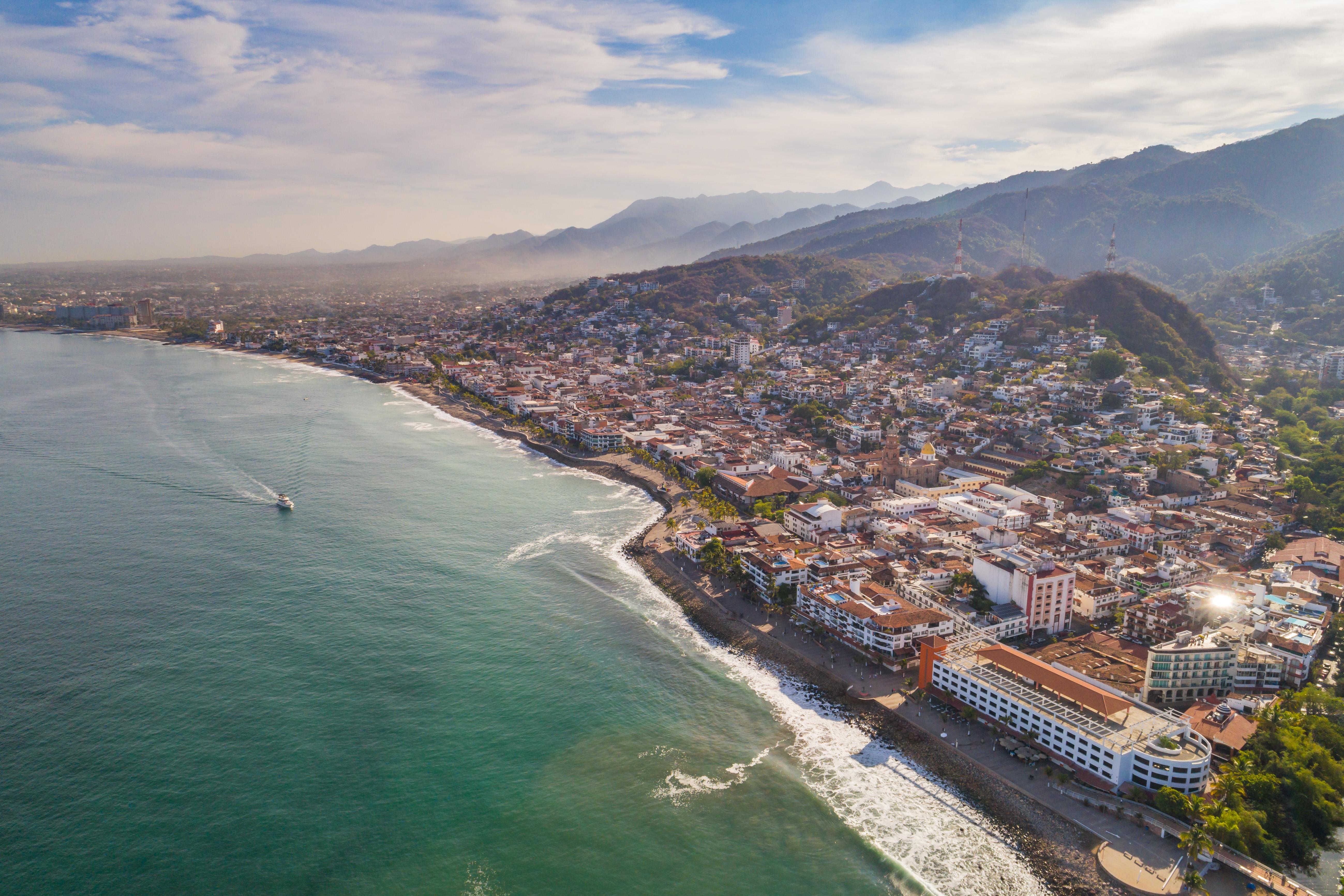 Grand Miramar All Luxury Suites & Residences (Adults Only) Puerto Vallarta Exterior photo