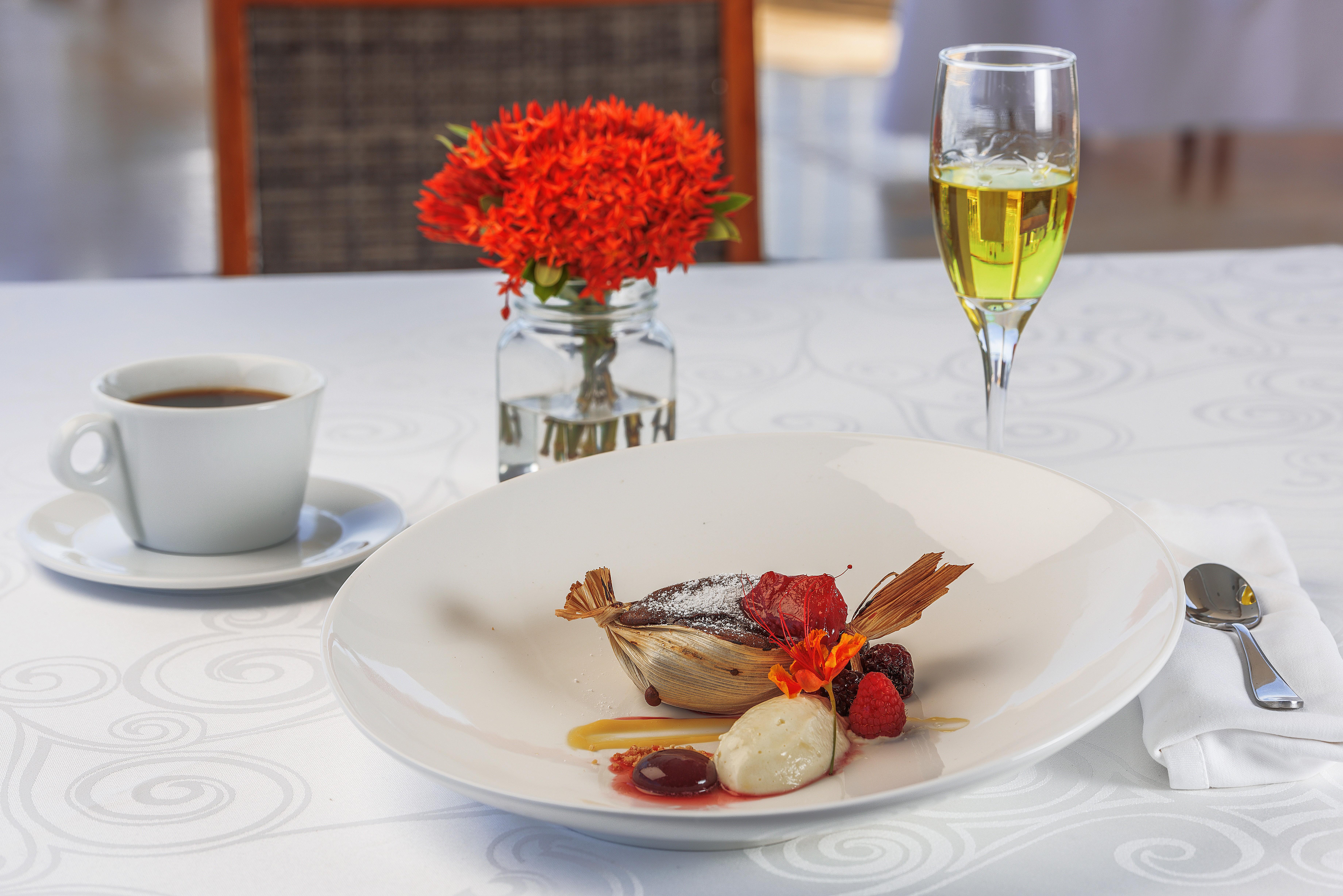 Grand Miramar All Luxury Suites & Residences (Adults Only) Puerto Vallarta Exterior photo