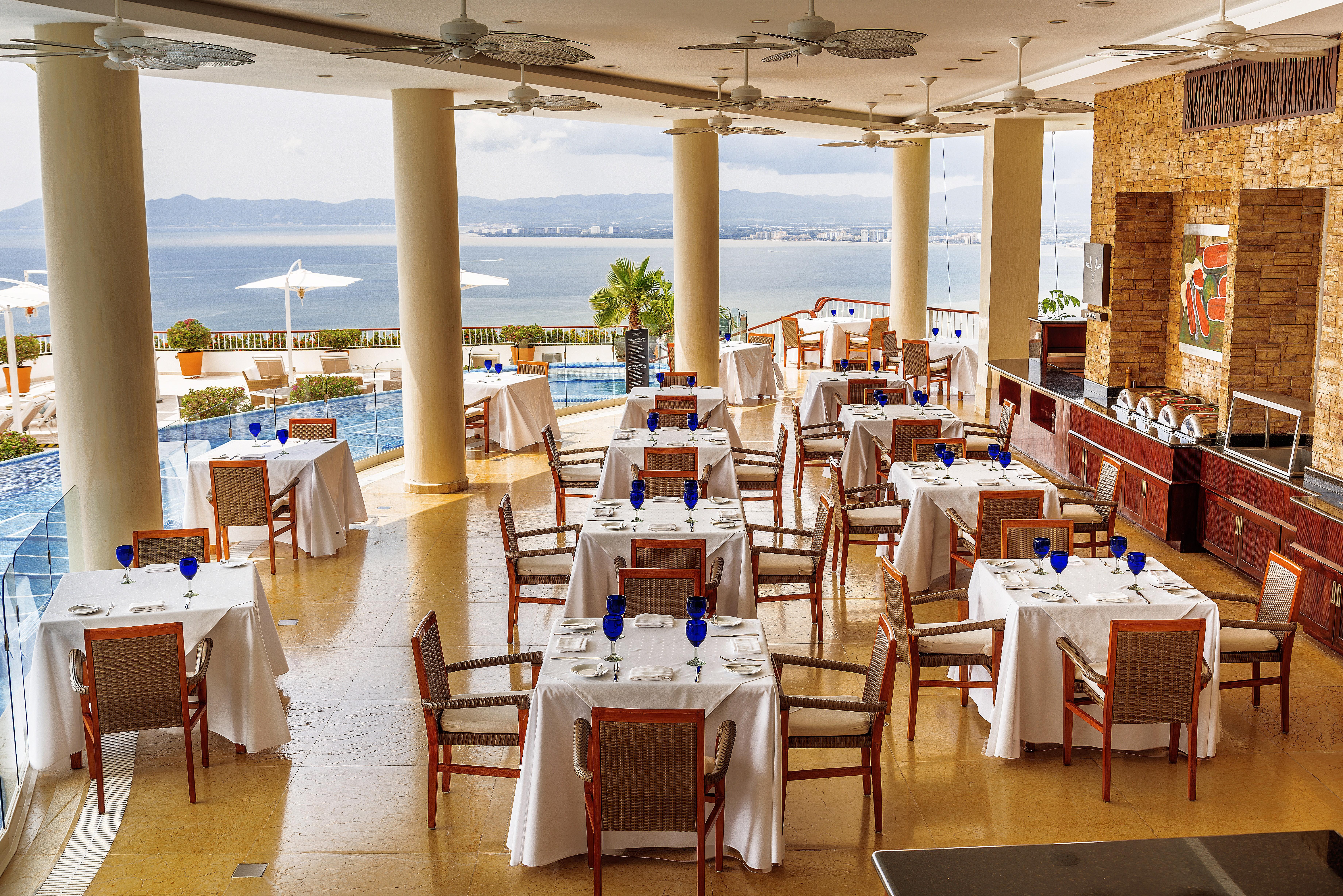 Grand Miramar All Luxury Suites & Residences (Adults Only) Puerto Vallarta Exterior photo